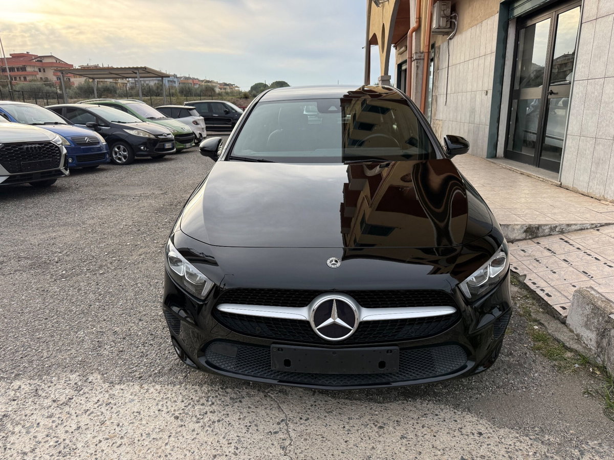 Mercedes-Benz Classe A 180 d Automatic Business (6)