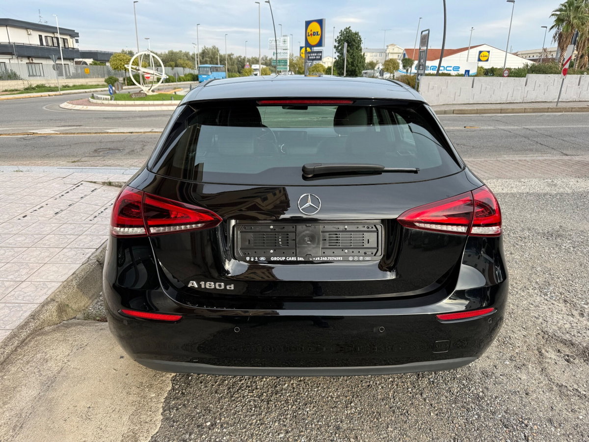 Mercedes-Benz Classe A 180 d Automatic Business (8)