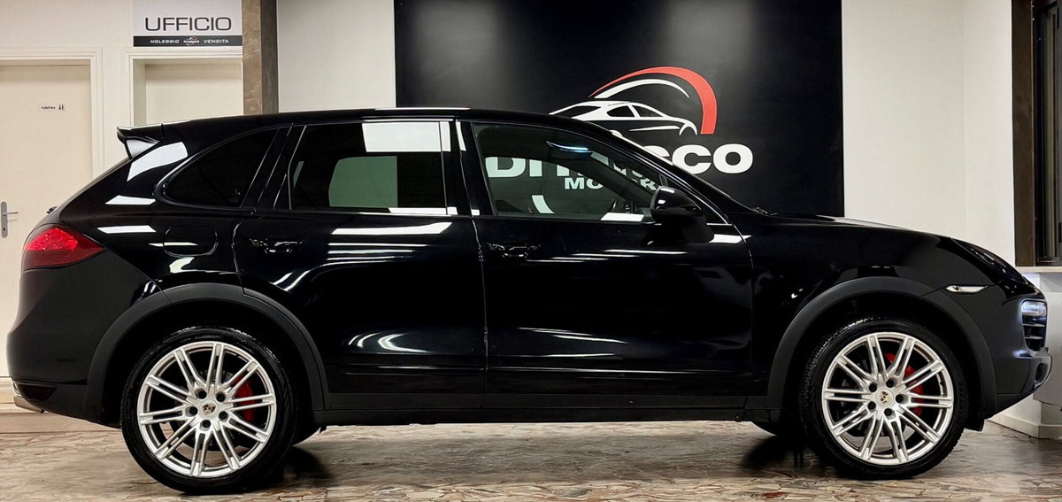 Porsche Cayenne 3.0 Diesel (4)