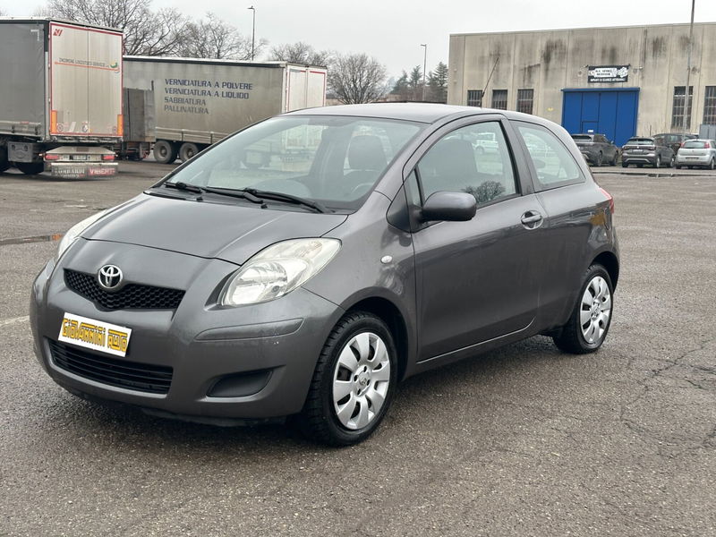 Toyota Yaris 1.0 3 porte
