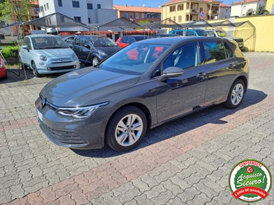 Volkswagen Golf Variant 1.0 eTSI EVO DSG Life usata