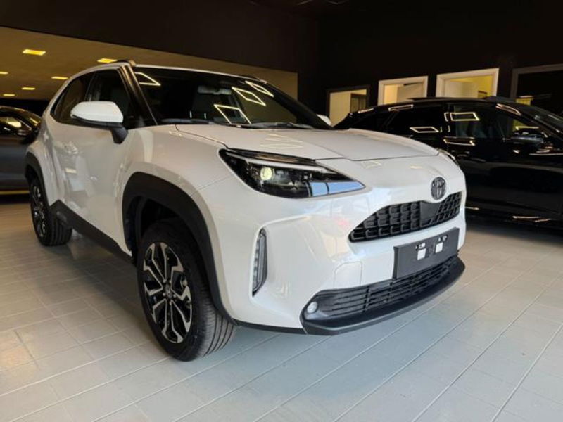 Toyota Yaris Cross 1.5h GR Sport Black Sky fwd 116cv e-cvt