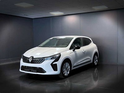 Renault Clio TCe 90 CV 5 porte Techno nuova