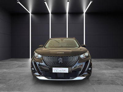 Peugeot 2008 1.2 puretech Active s&s 100cv usata