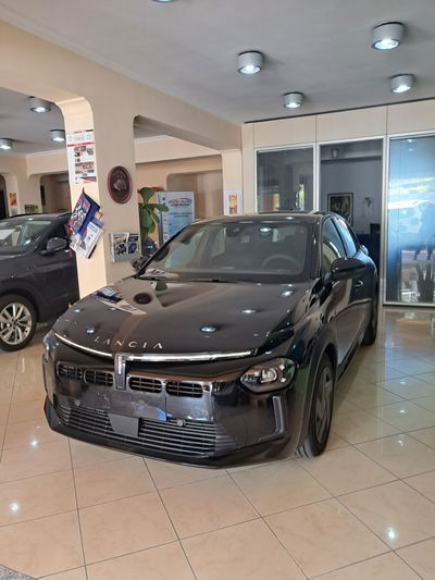 Lancia Ypsilon 1.2 mhev Edizione Limitata Cassina e-dct nuova
