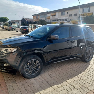 Jeep Compass 1.3 T4 190CV PHEV AT6 4xe Limited (14)