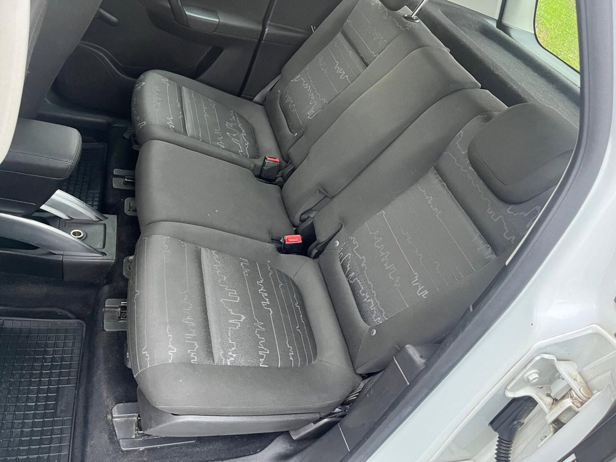 Opel Meriva 1.4 100CV Cosmo (14)