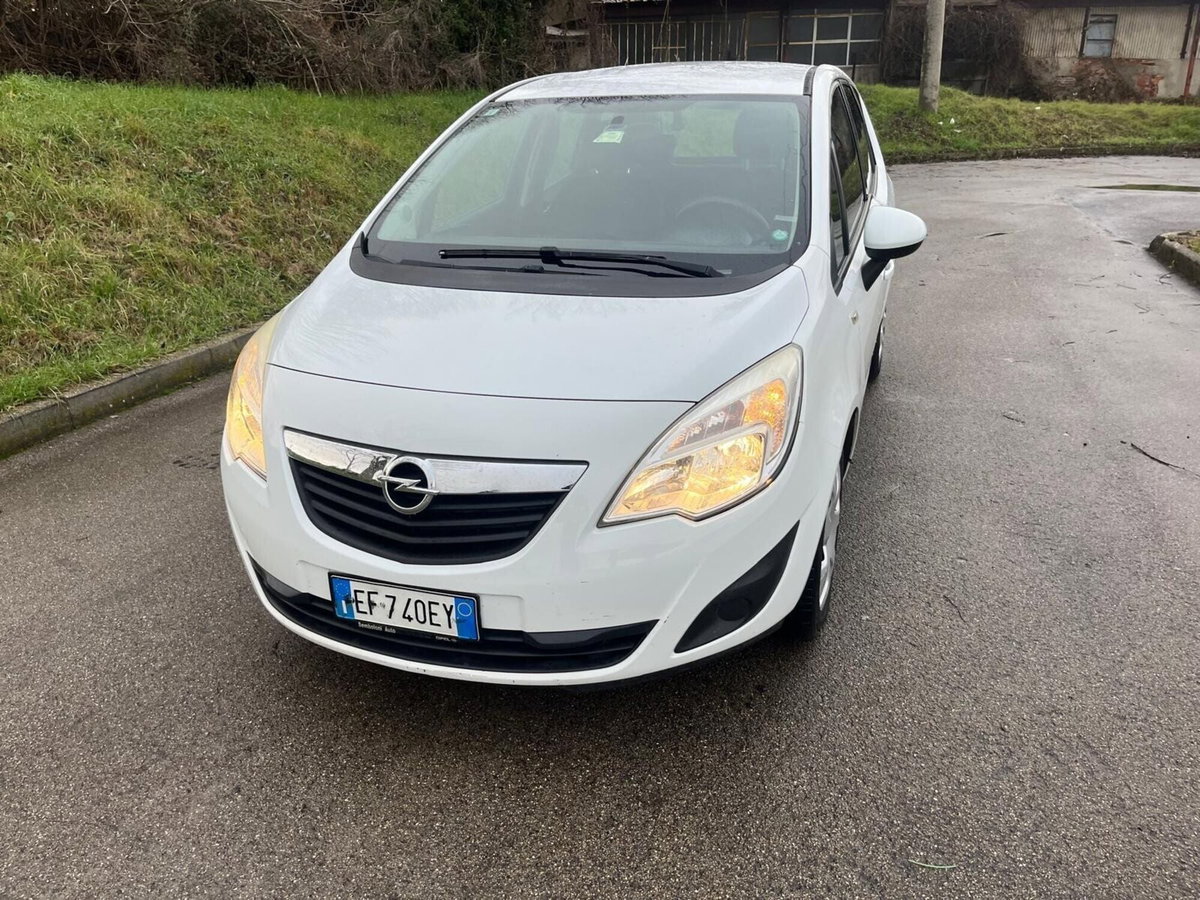Opel Meriva 1.4 100CV Cosmo (2)