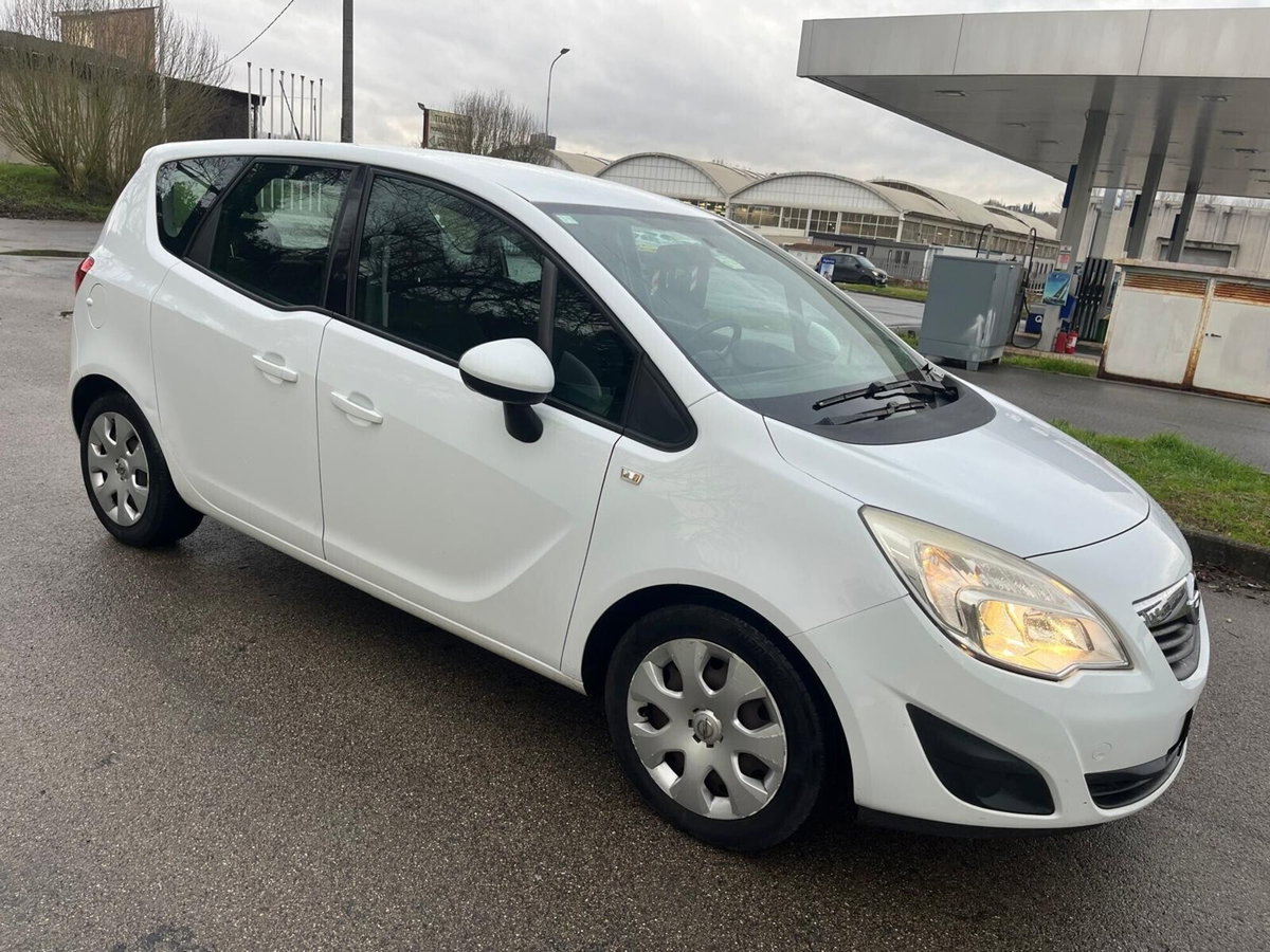 Opel Meriva 1.4 100CV Cosmo (6)