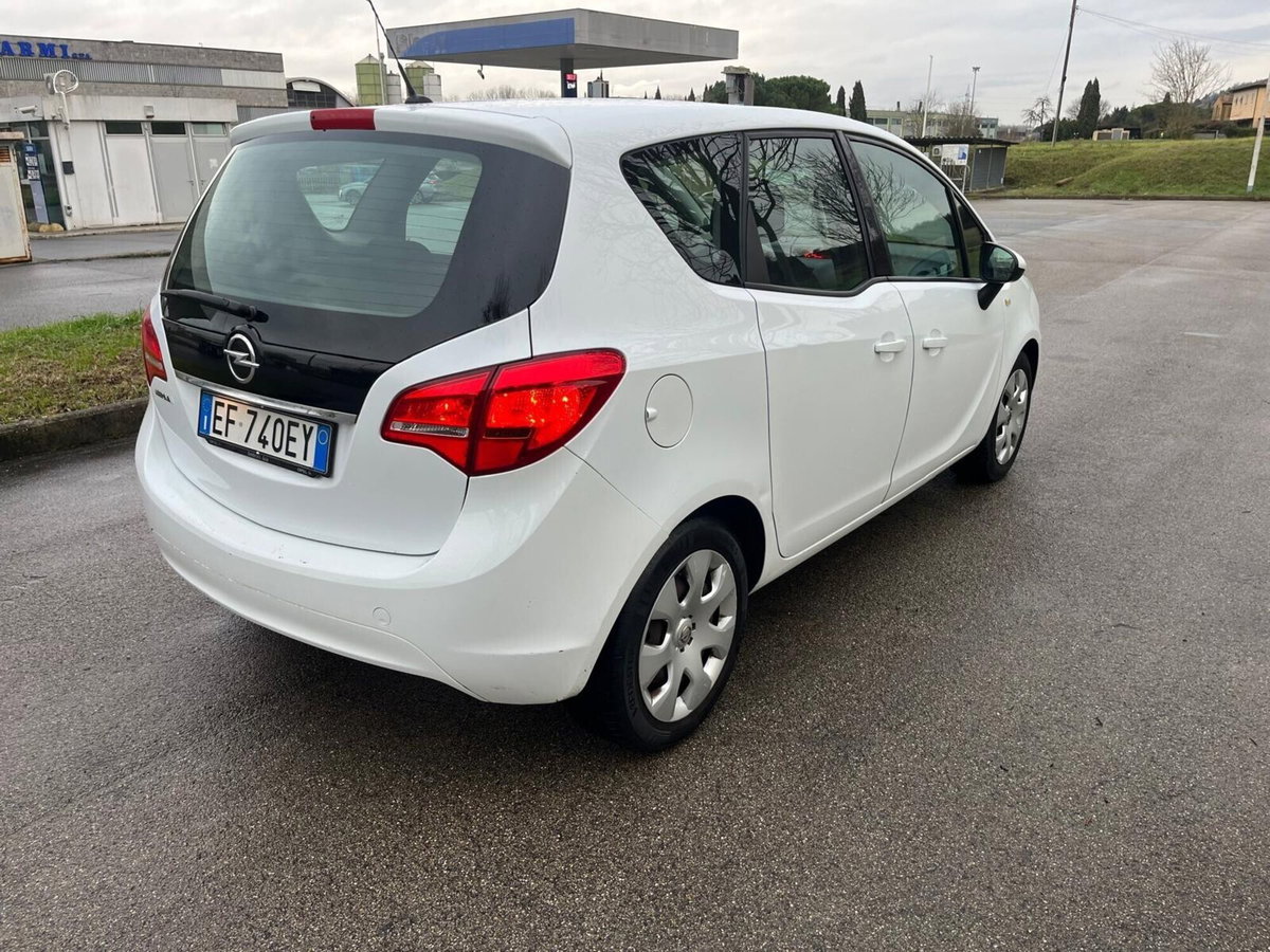 Opel Meriva 1.4 100CV Cosmo (7)
