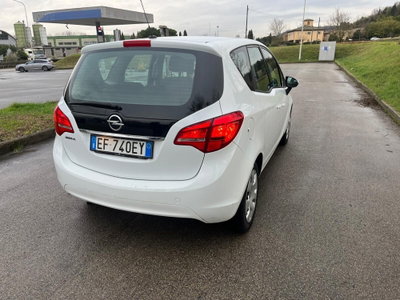Opel Meriva 1.4 100CV Cosmo (8)
