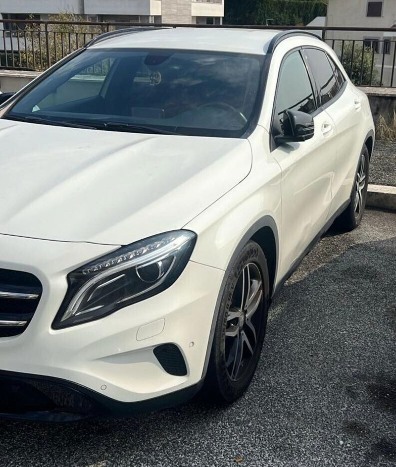 Mercedes-Benz GLA SUV 200 CDI Automatic 4Matic Premium