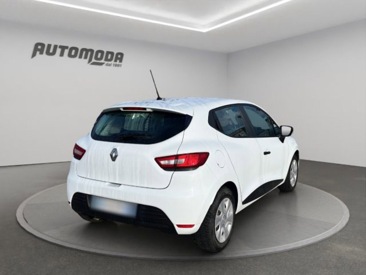 Renault Clio SporTour 1.5 dCi 75CV SporTour Dynamique Autocarro (4)