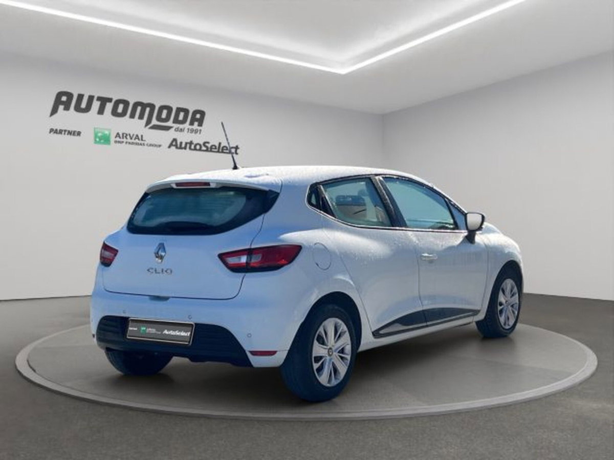 Renault Clio Sporter dCi 8V 75 CV Duel (4)