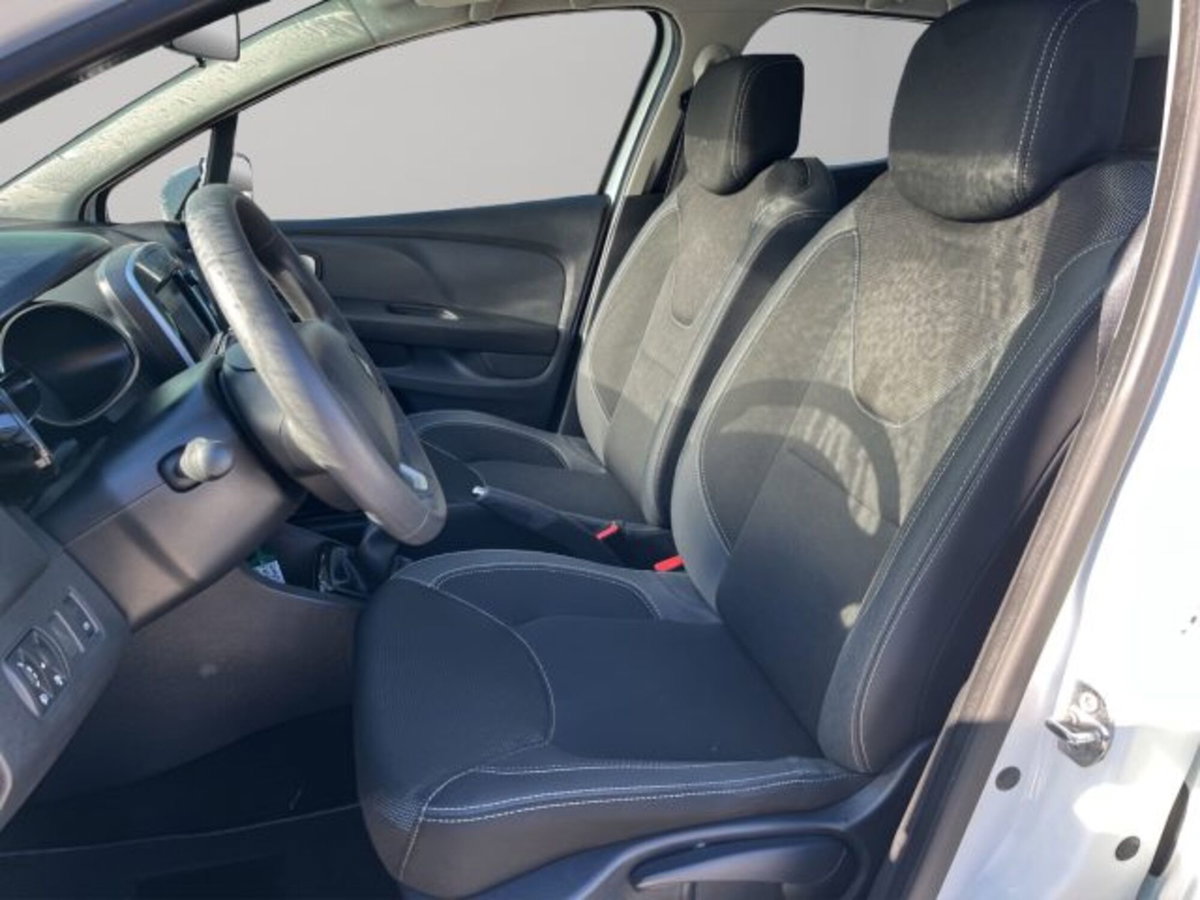 Renault Clio Sporter dCi 8V 75 CV Duel (7)