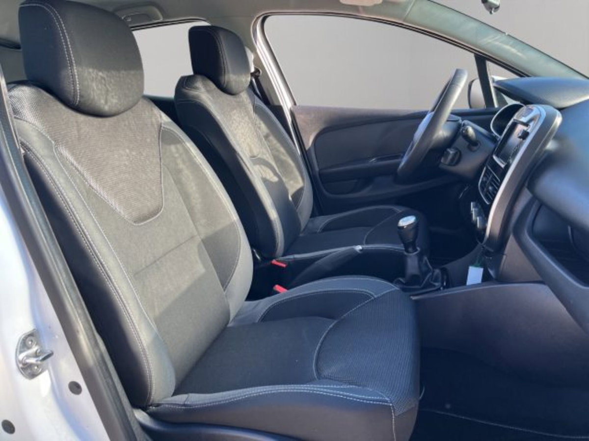 Renault Clio Sporter dCi 8V 75 CV Duel (9)