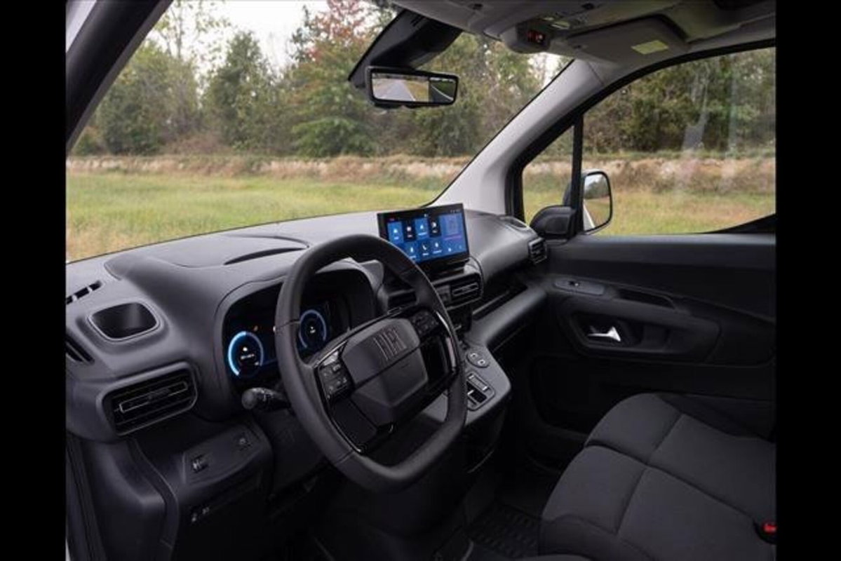 Fiat Doblò Furgone van 1.5 bluehdi 100cv CH1 (4)