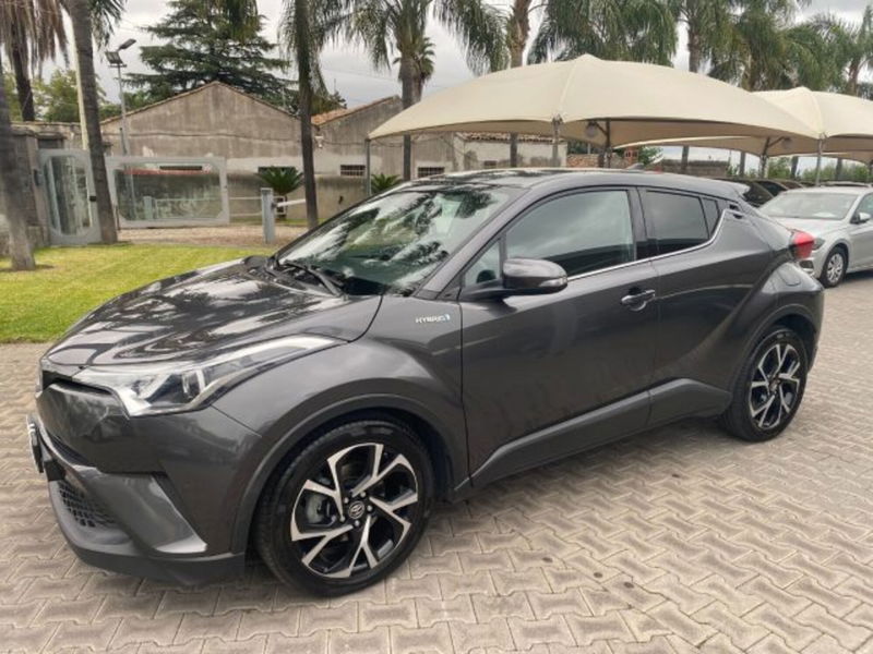 Toyota Toyota C-HR 1.8 Hybrid E-CVT Trend