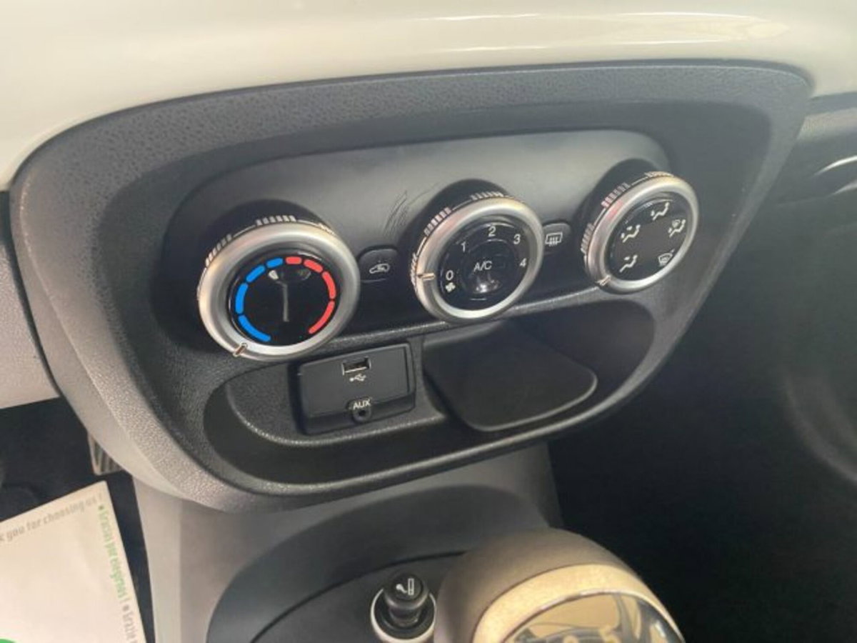Fiat 500L 0.9 TwinAir Turbo Natural Power Lounge (13)