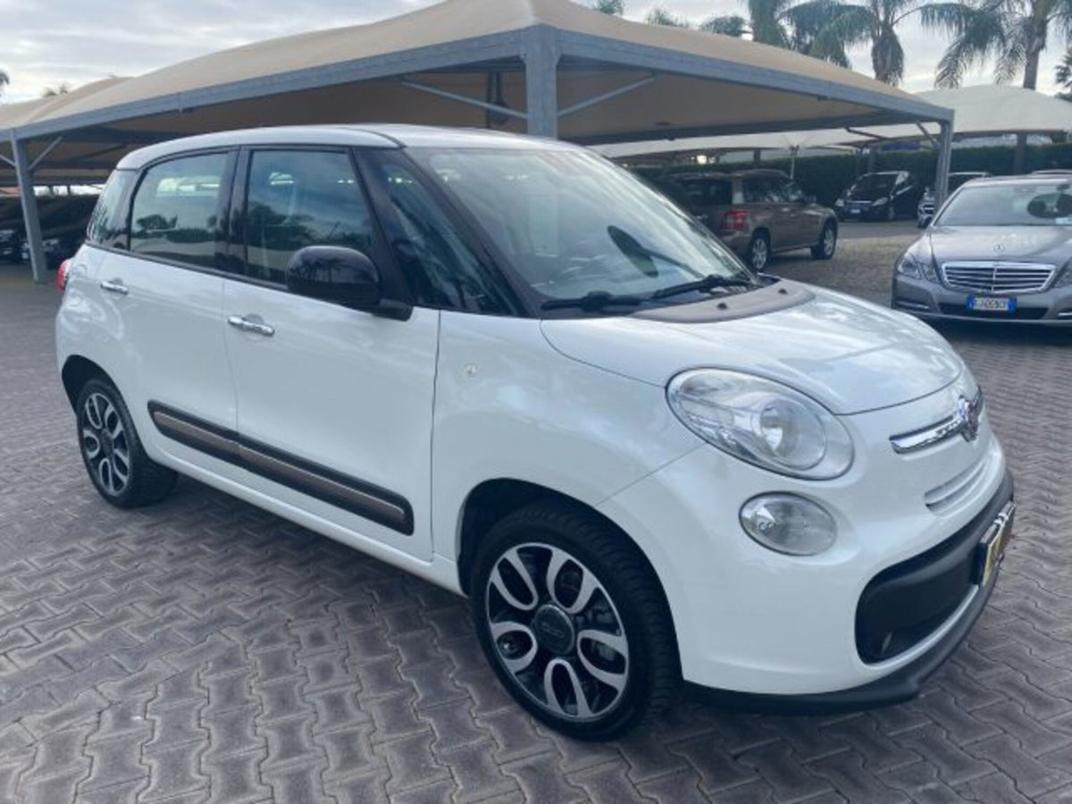 Fiat 500L 0.9 TwinAir Turbo Natural Power Lounge (2)
