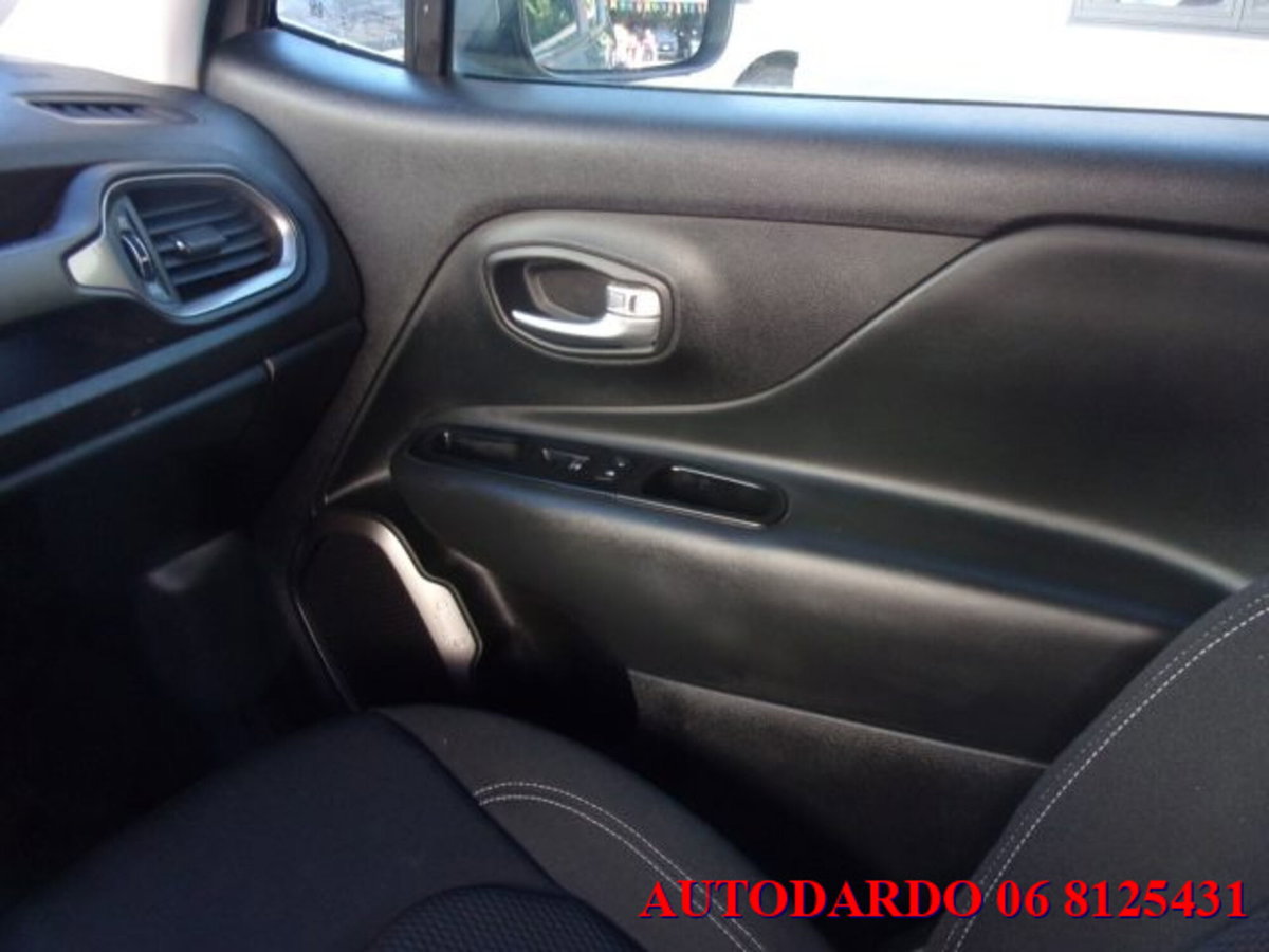 Jeep Renegade 1.6 Mjt 130 CV Limited (16)
