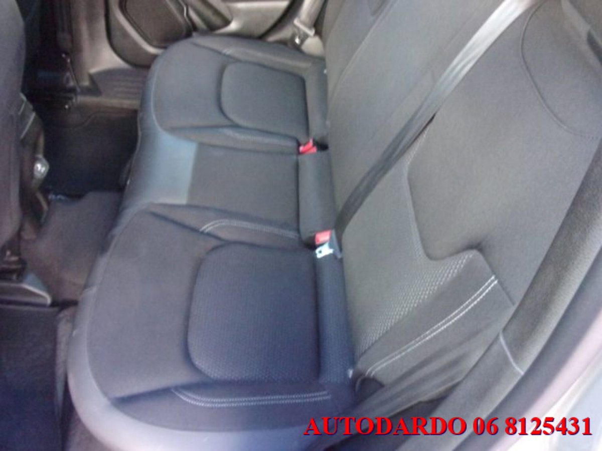 Jeep Renegade 1.6 Mjt 130 CV Limited (18)