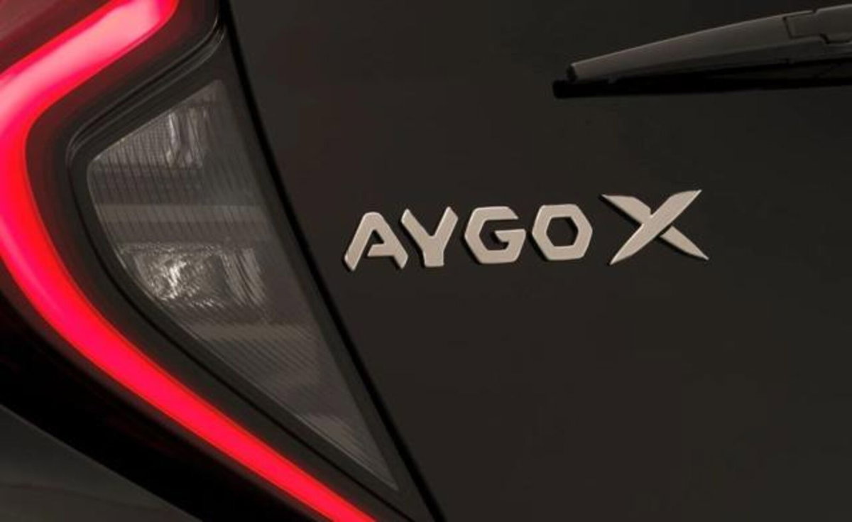 Toyota Aygo X 1.5 hybrid e-cvt (12)