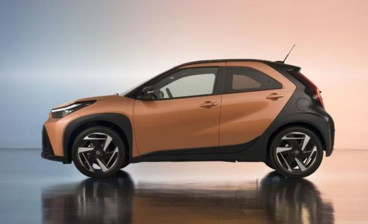 Toyota Aygo X 1.5 hybrid e-cvt (6)
