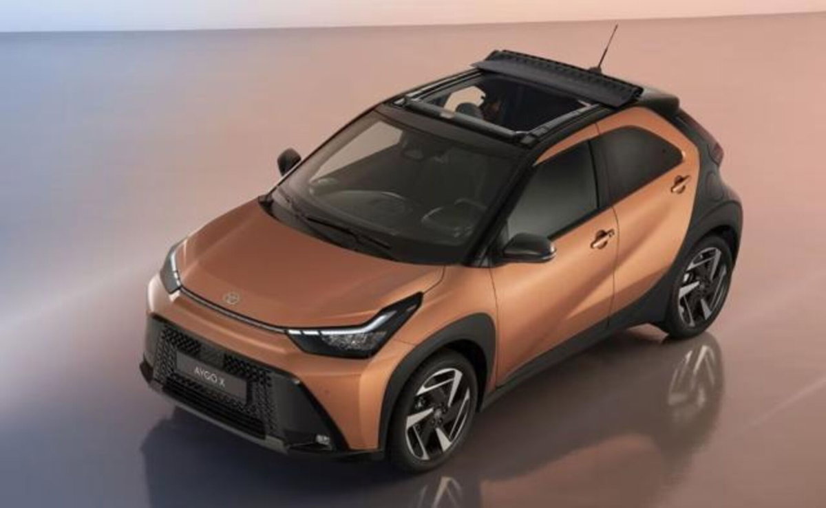 Toyota Aygo X 1.5 hybrid e-cvt (8)