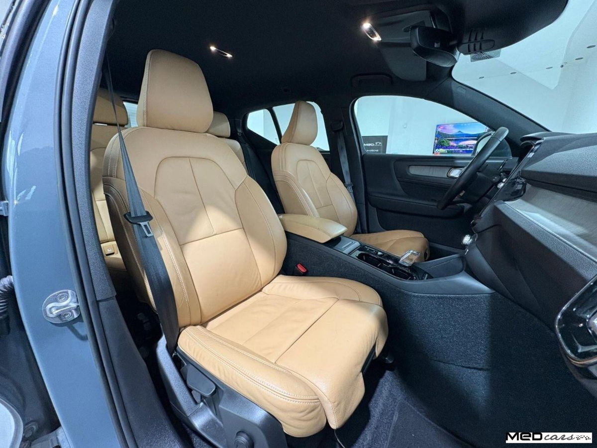 Volvo XC40 B4 AWD Geartronic Inscription (6)
