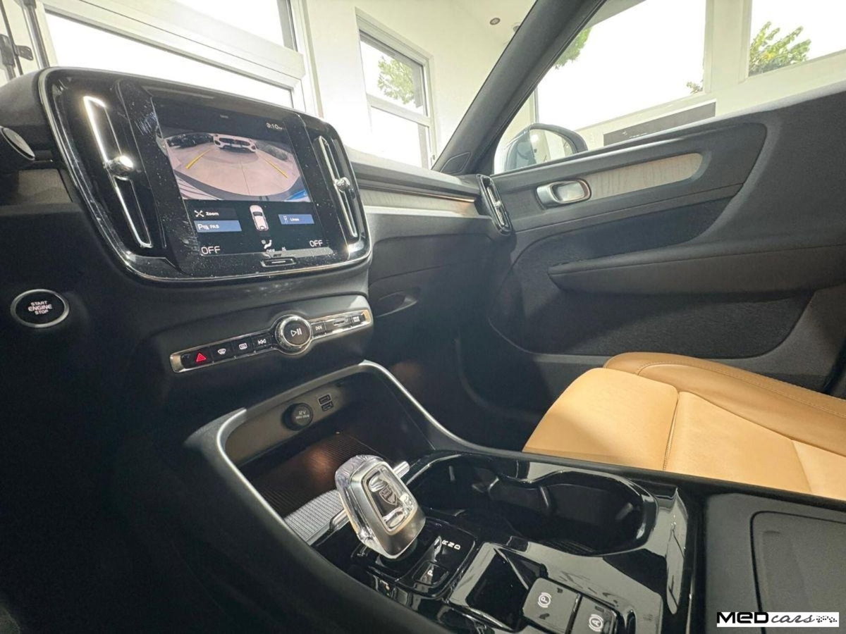 Volvo XC40 B4 AWD Geartronic Inscription (8)