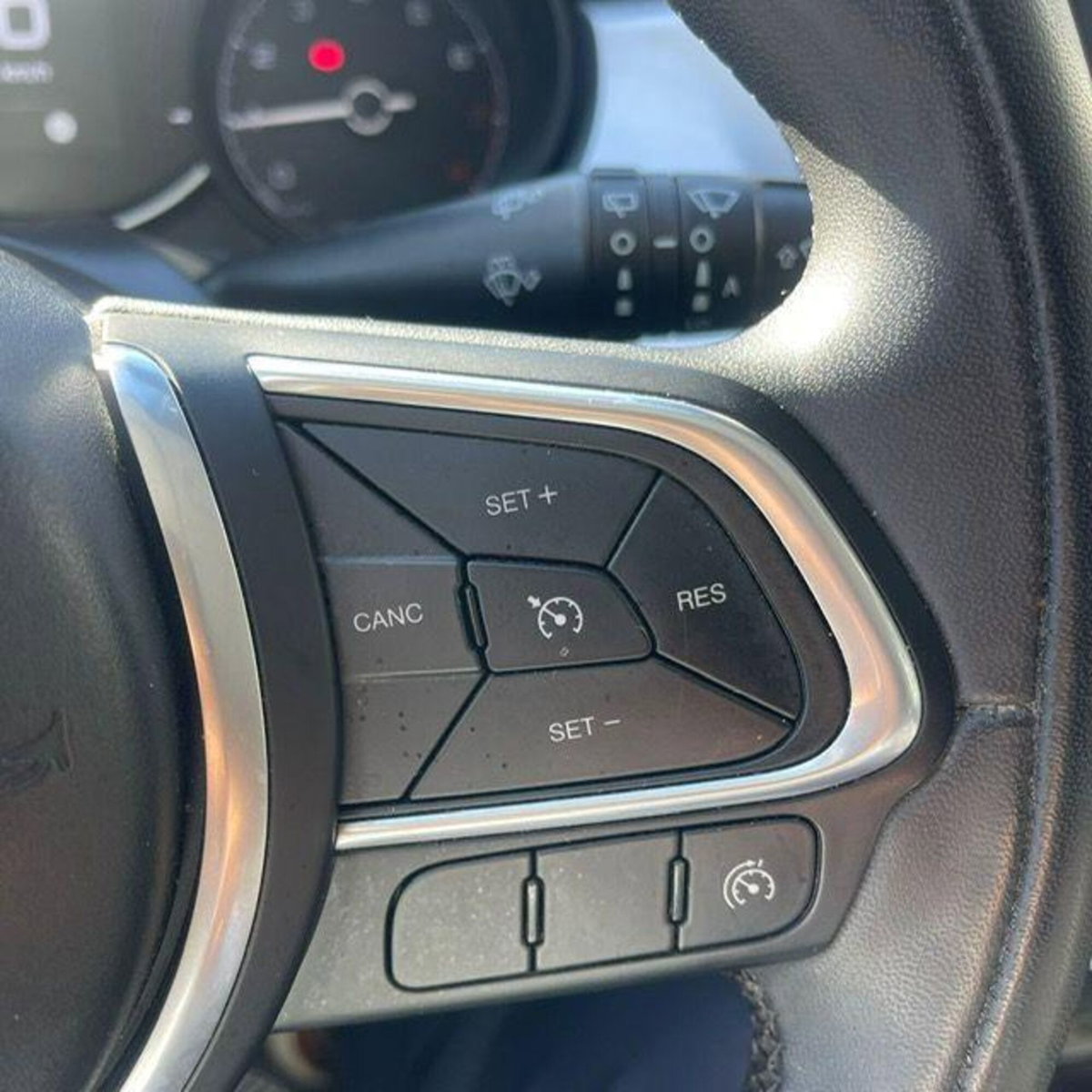 Fiat 500X 1.0 T3 120 CV Sport Dolcevita (10)