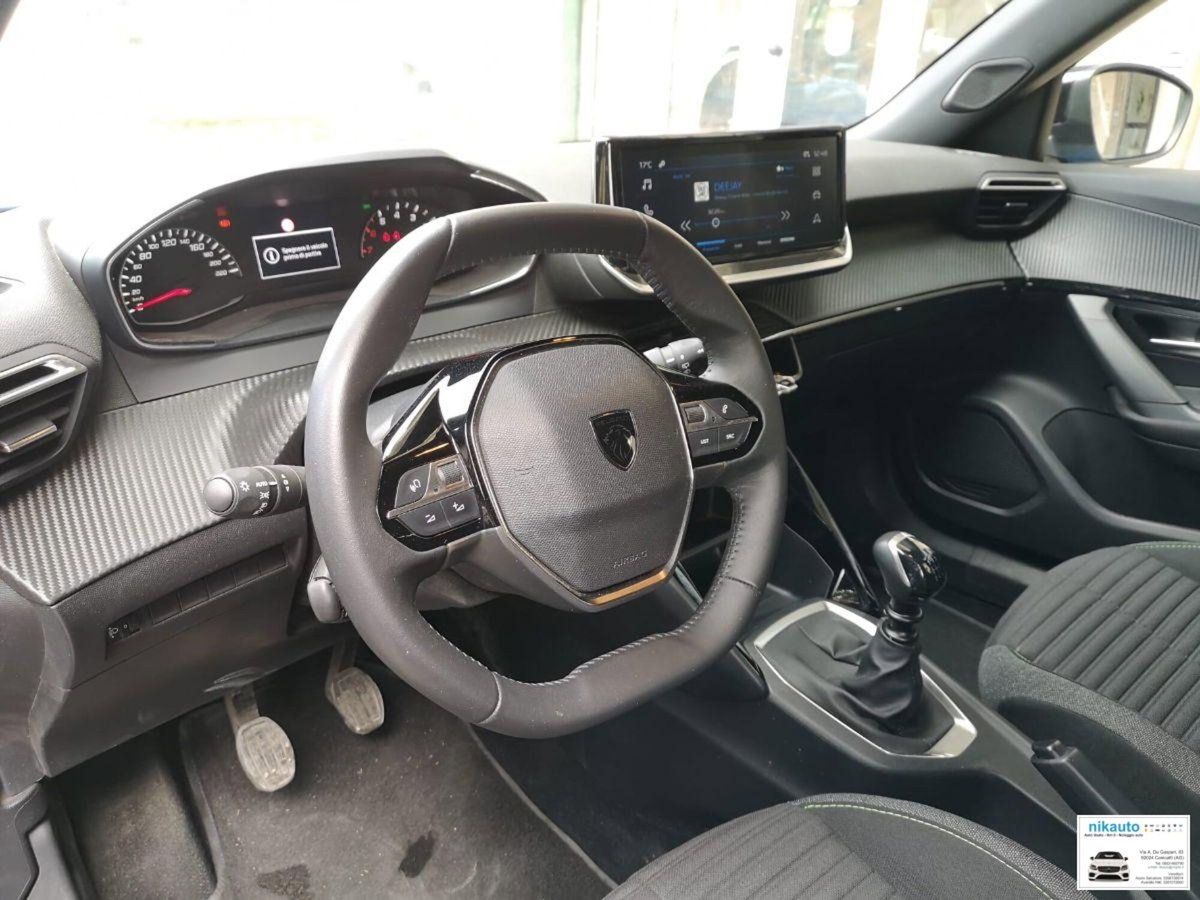 Peugeot 2008 PureTech 100 S&S Active (11)
