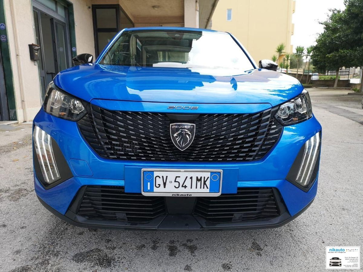 Peugeot 2008 PureTech 100 S&S Active (2)