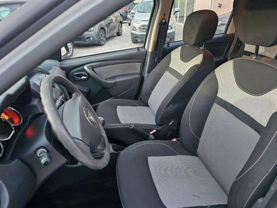 Dacia Duster 1.5 dCi 110CV 4x2 Ambiance (11)