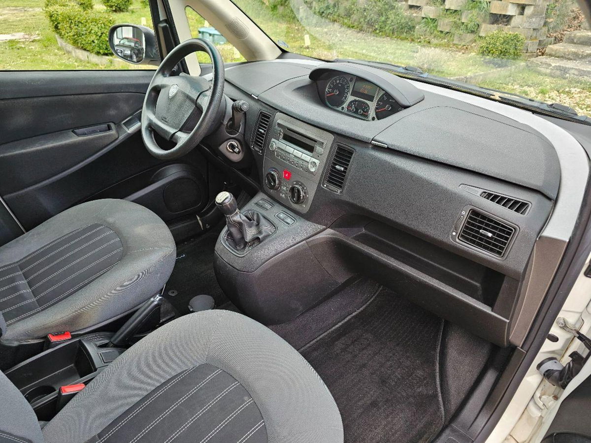 Lancia Musa 1.3 Mjt 95 CV 5th Avenue (15)