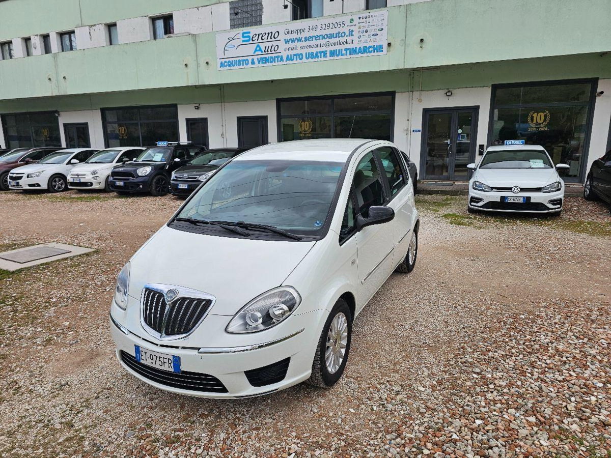 Lancia Musa 1.3 Mjt 95 CV 5th Avenue (2)