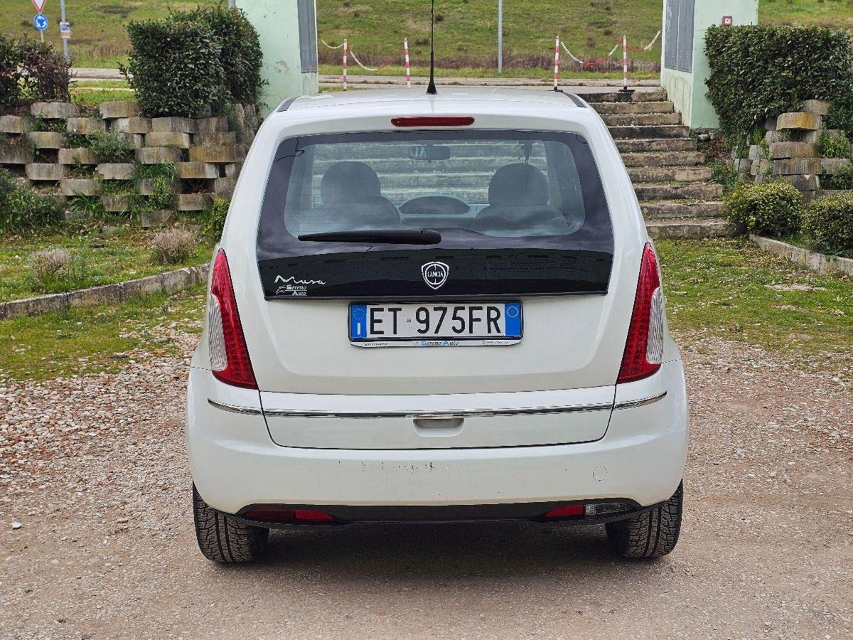 Lancia Musa 1.3 Mjt 95 CV 5th Avenue (5)