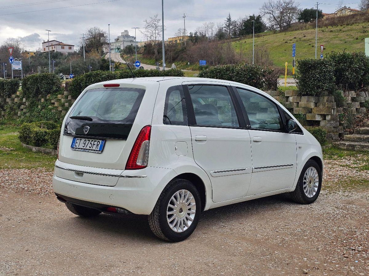 Lancia Musa 1.3 Mjt 95 CV 5th Avenue (6)