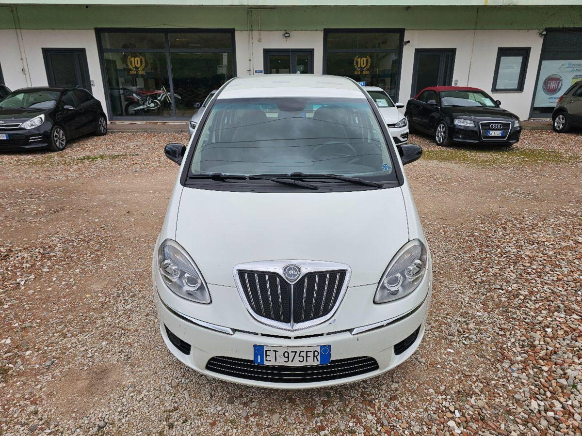 Lancia Musa 1.3 Mjt 95 CV 5th Avenue (9)