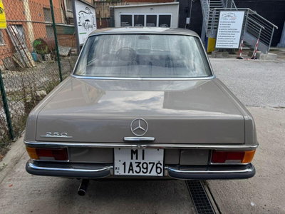 Mercedes-Benz 250 250 (5)