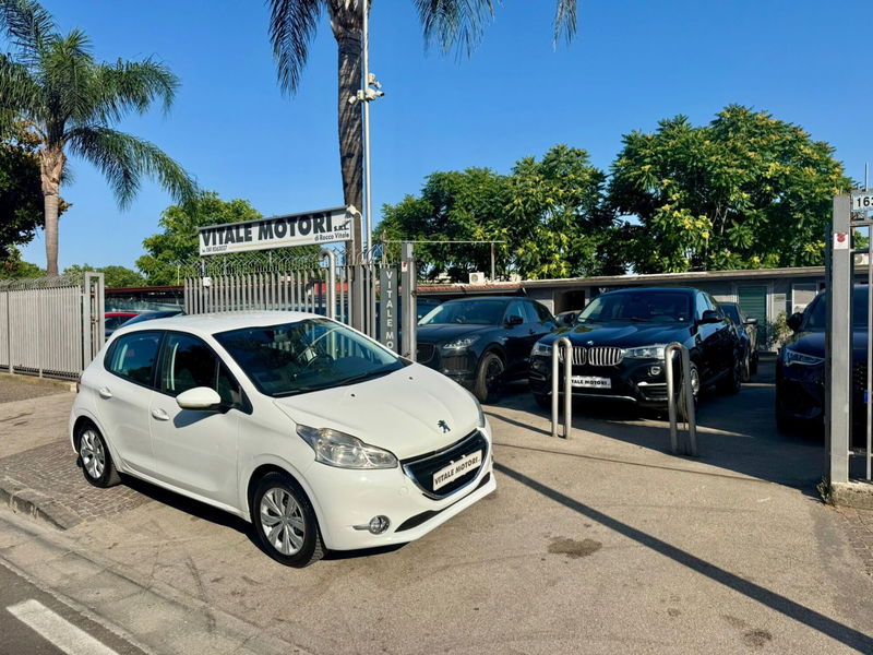 Peugeot 208 VTi 82 CV 5 porte Allure