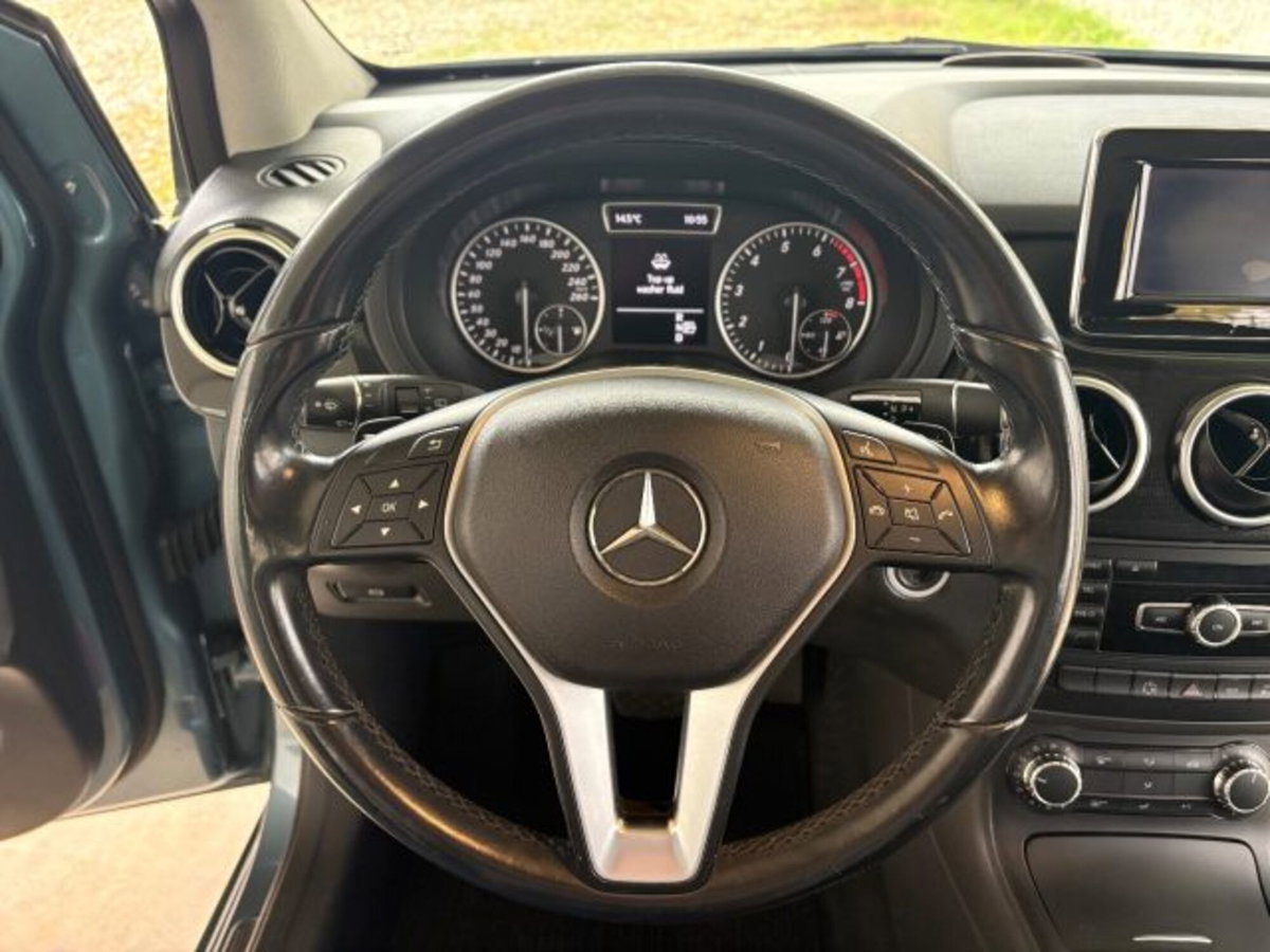 Mercedes-Benz Classe B 220 Automatic 4Matic Executive (7)