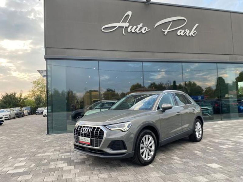 Audi Q3 35 TFSI Business Advanced
