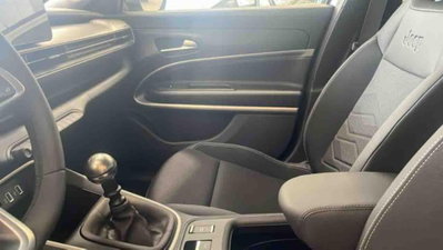 Jeep Avenger 1.2 turbo Summit fwd 100cv (13)