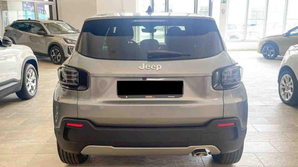 Jeep Avenger 1.2 turbo Summit fwd 100cv (5)