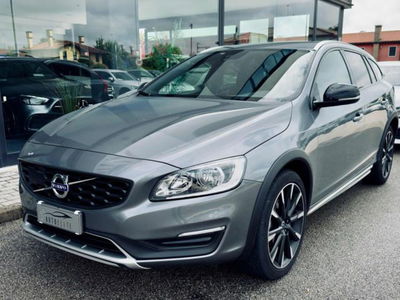 Volvo V60 Cross Country D3 usata