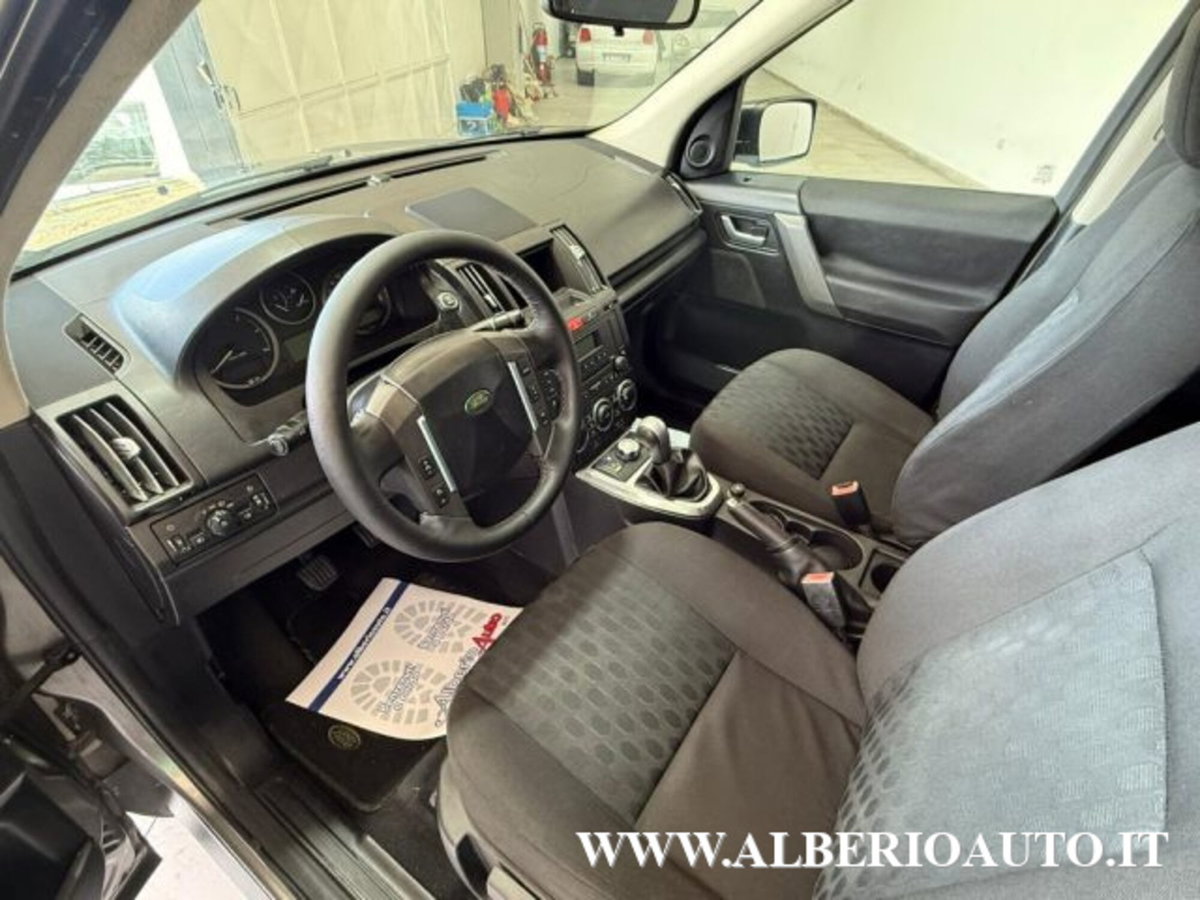 Land Rover Freelander 2.2 TD4 S.W. E (15)