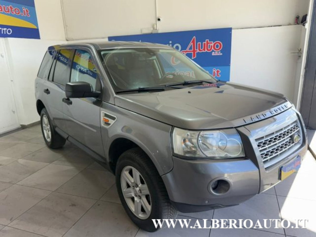 Land Rover Freelander 2.2 TD4 S.W. E (4)