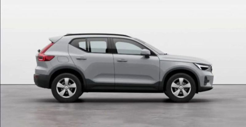 Volvo XC40 B3 automatico Essential N1
